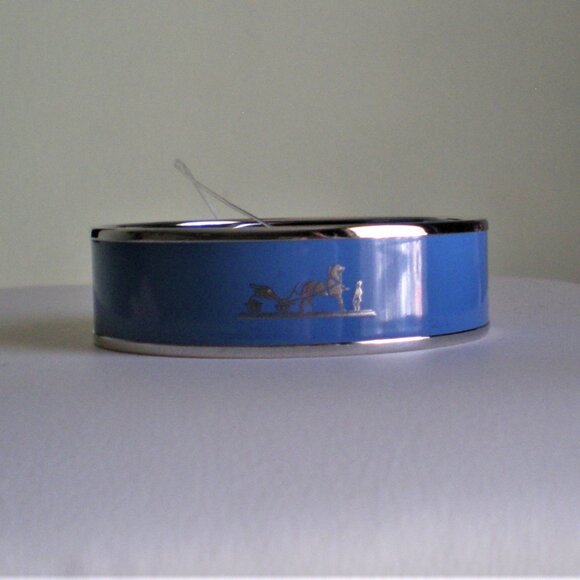 NWT Hermes Caleche Blue Enamel Palladium Plated Wide Bangle Bracelet Size 62 - Picture 3 of 10
